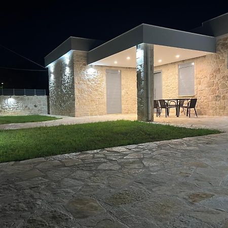 Ag.Stone.Home Isthmia Exterior foto